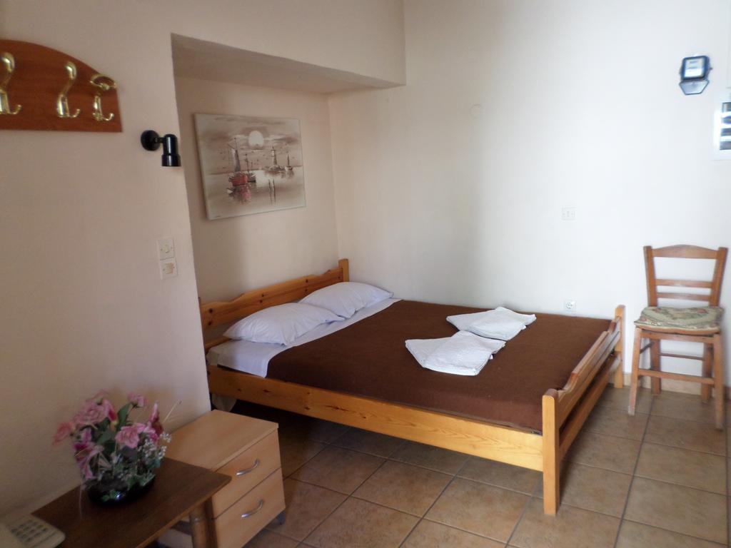 Tina Hotel Chania  Rum bild